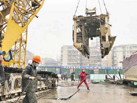 深圳地铁号线二期华强南至红岭南盾构区间全线贯通城市交通新里程碑