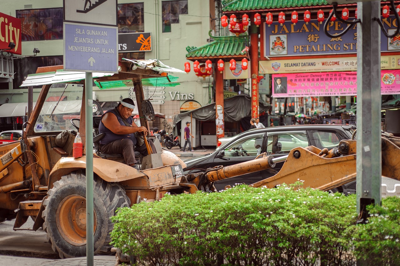 重庆一工地有工人中暑身亡？假的